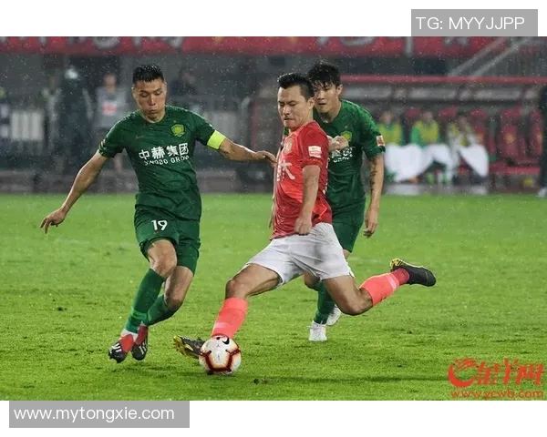 中超焦点战广州对阵北京战术解析全面剖析两队攻防策略